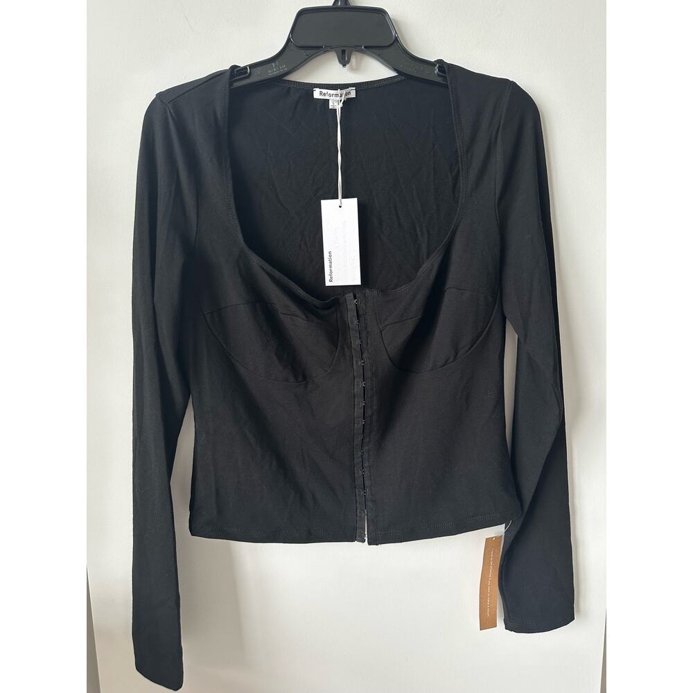 Reformation Jo Knit Long Sleeve Black Top New 

Corset like, long sleeve,…